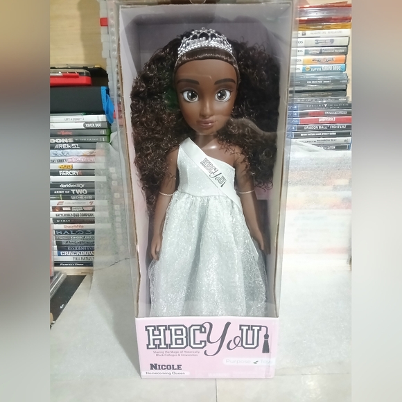 Purpose Toys HBCyoU Homecoming Queen Doll Nicole, 18-inch Doll (NEW) - Picture 6 of 11